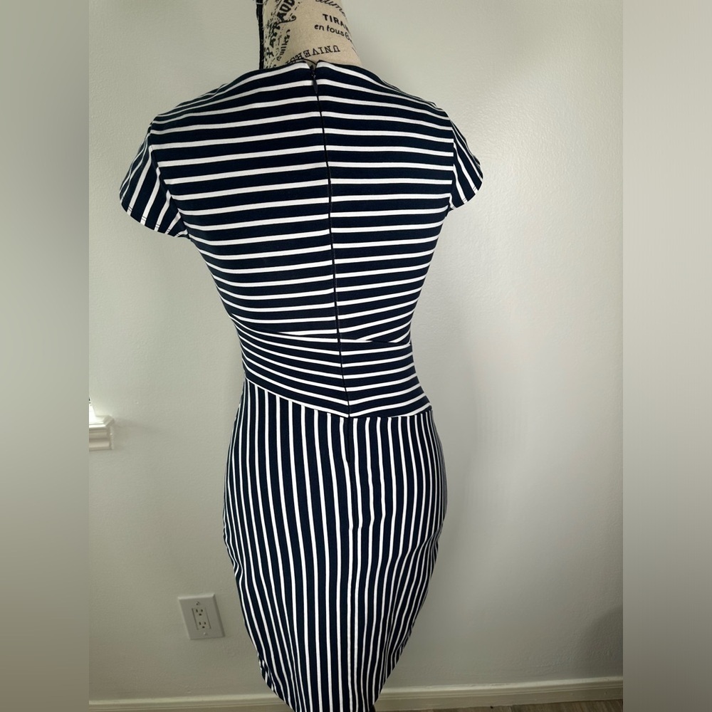 Banana Republic Sheath Dress Sz 00P Navy Blue White Striped Cap Sleeve Ponte - Picture 9 of 10